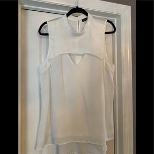 VENUS long white sleeveless tunic. XL